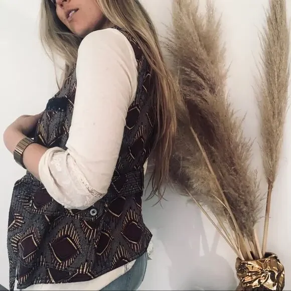 ANTHROPOLOGIE ELEVENSES Tribal Geometric Print Maroon Gold Belted Button Vest XS - Picture 5 of 11